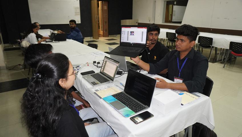 Hackathon Glimpse 11
